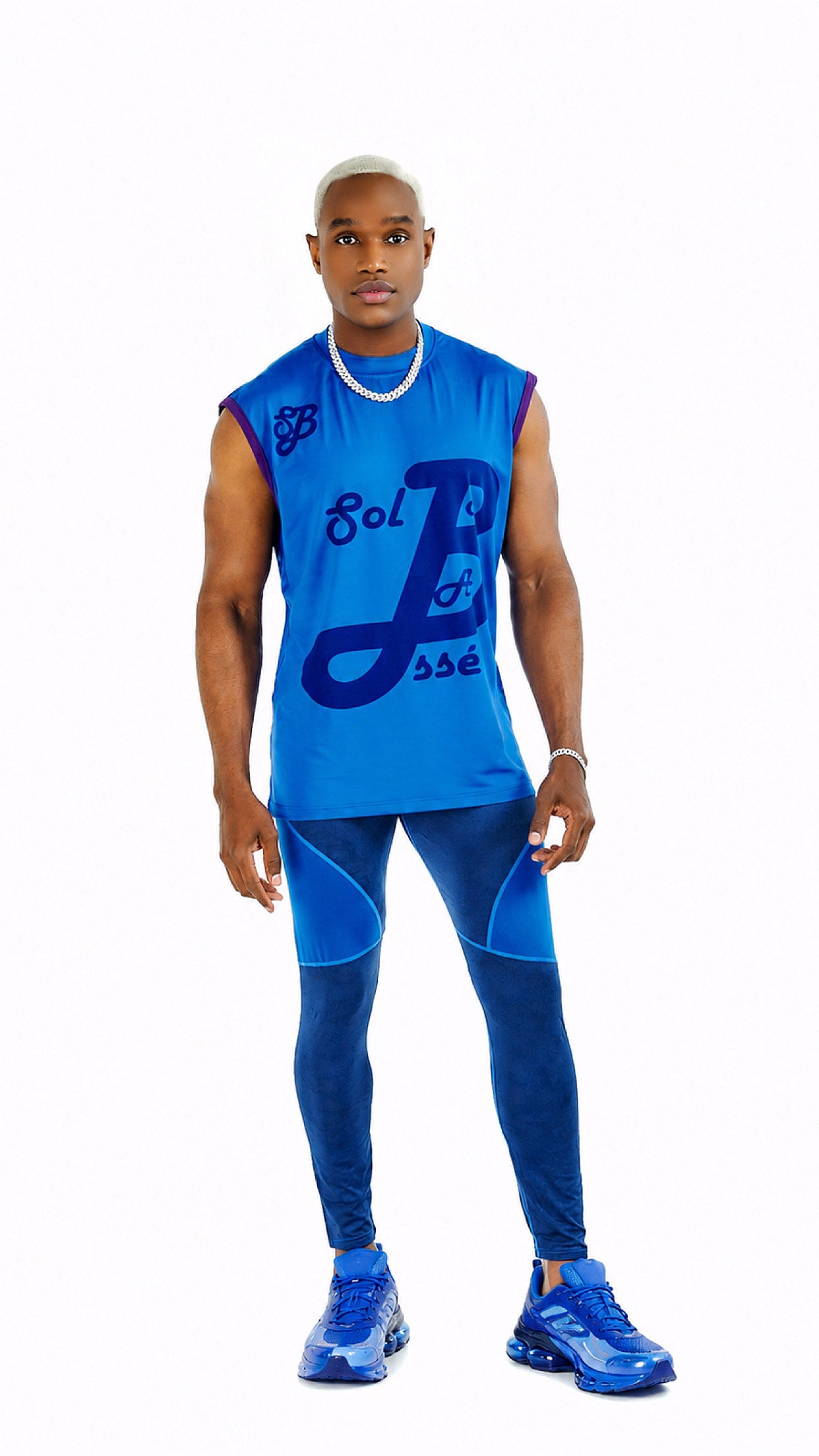 THE SIGNATURE CROWN PERFORMANCE VEST